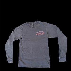 Quicksilver t shirt